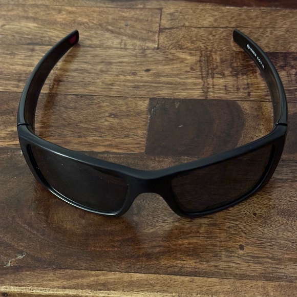 Oakley Fuel Cell sunglassess - Picture 6 of 9